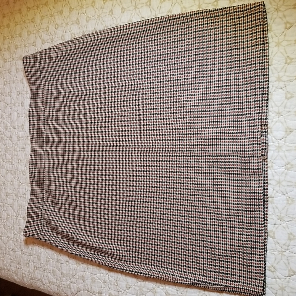 Straight skirt
